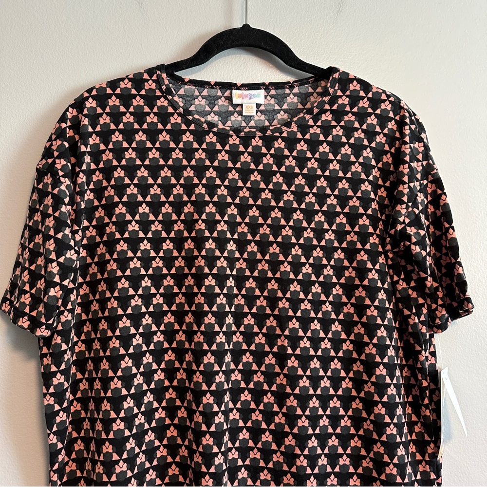 LuLaRoe Irma Disney Minnie Mouse  Black and Pink Patterned Top NWT XXS - S